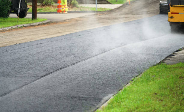 Best Affordable Driveway Pavers  in Bloomington, TX